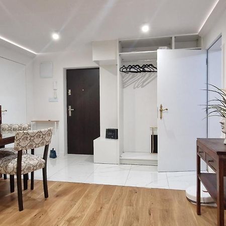 Arma Design Apartment 2 Bedrooms Warsawa Bagian luar foto